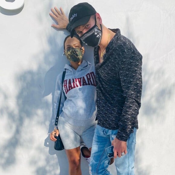 M. Pokora et Christina Milian (enceinte de leur deuxième enfant) à Los Angeles, le 22 décembre 2020.