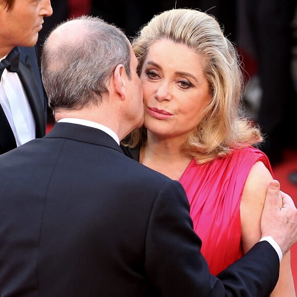 Benoît Magimel, Catherine Deneuve (Montre Jaeger-LeCoultre) et Pierre Lescure - Montée des marches du film "La Tête Haute" pour l'ouverture du 68 ème Festival du film de Cannes – Cannes le 13 mai 2015.
