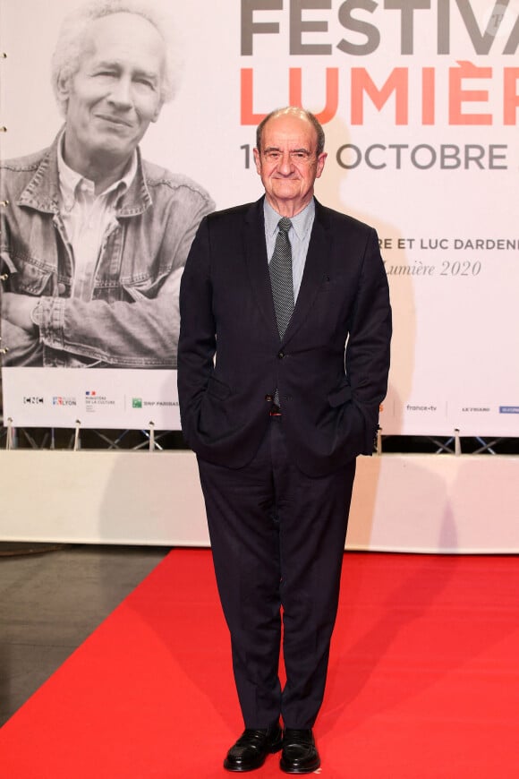 Pierre Lescure lors du photocall de la cérémonie d'ouverture de la 12ème édition du festival Lumière à la Halle Tony Garnier à Lyon le 10 octobre 2020. © Pascal Fayolle / Bestimage 