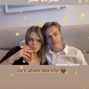 Camille Gottlieb pose avec son frère Thomas sur Instagram pour l'anniversaire du jeune homme, le 29 décembre 2020.