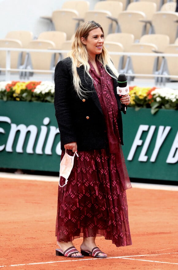 Marion Bartoli, enceinte dans les tribunes des internationaux de tennis de Roland Garros à Paris le 10 octobre 2020. © Dominique Jacovides / Bestimage