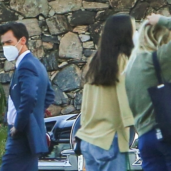 Exclusif - Olivia Wilde et Harry Styles sur le tournage du film "Don't Worry Darling" à Palm Springs, le 1er décembre 2020.