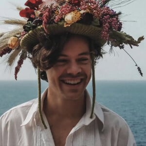 Harry Styles sur le tournage de son clip "Golden".