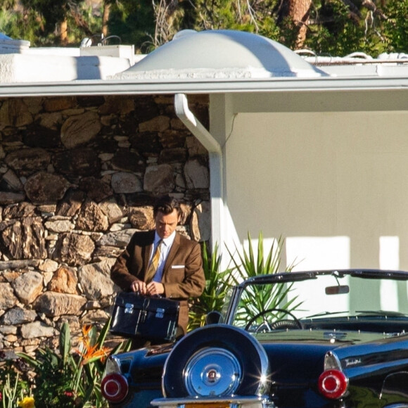 Exclusif - Harry Styles, Florence Pugh sur le tournage du film "Don't Worry Darling" à Palm Springs, le 1er décembre 2020.