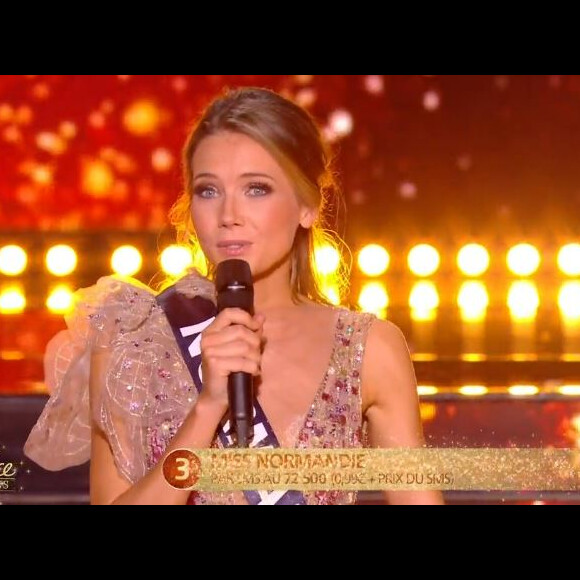Miss Normandie : Amandine Petit lors du discours des 5 finalistes de Miss France 2021.
