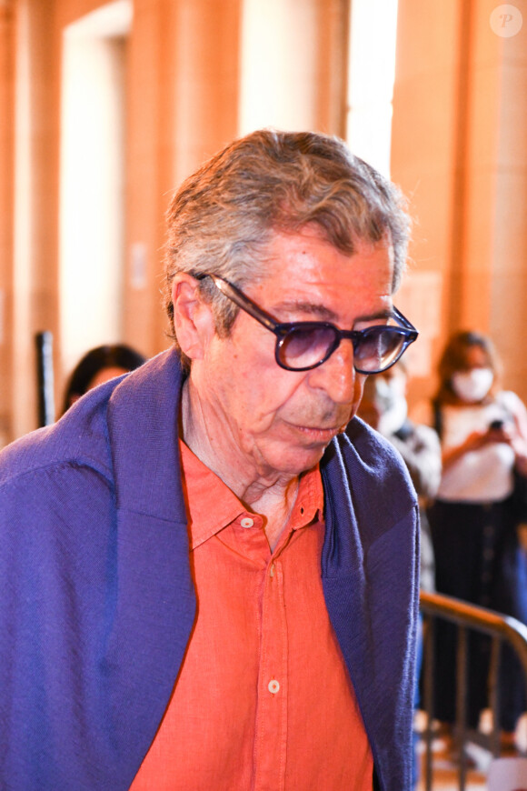 Patrick Balkany à la sortie du palais de justice de Paris après sa condamnation à cinq ans de prison ferme, le 27 mai 2020