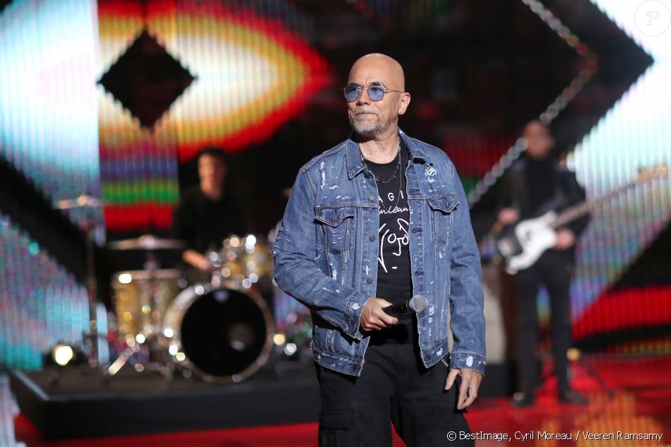 Exclusif - Scène - Pascal Obispo - Direct de l'émission "Tous ensemble pour la musique" pour la fête de la musique 2020 à l'AccorHotels Arena à Paris le 19 juin 2020. © Cyril Moreau / Veeren Ramsamy / Bestimage
