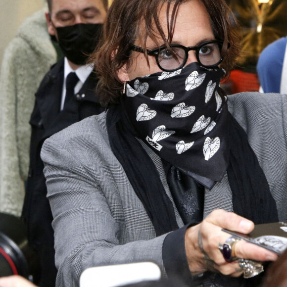 Johnny Depp - Première du film "Crock of Gold : a few rounds with Shane MacGowan" à Zurich. Le 2 octobre 2020