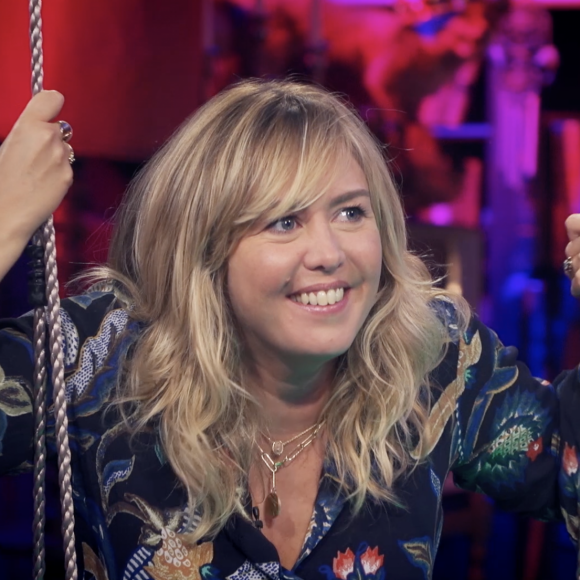 Enora Malagré se livre sur son désir de mariage et de bébé avec son amoureux Hugo, face à Jarry dans le "Jarry Show".