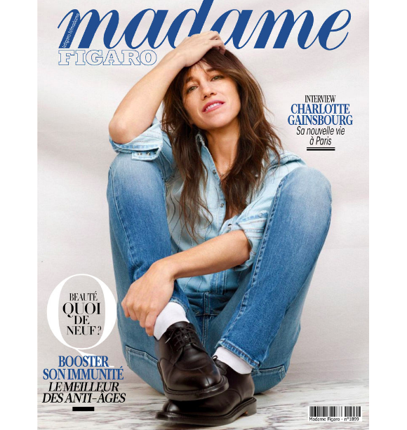 Charlotte Gainsbourg dans le magazine "Madame Figaro" du 15 janvier 2021.