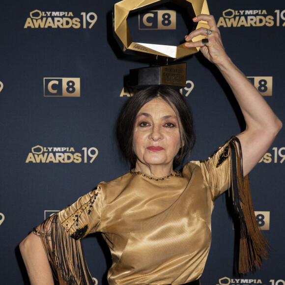 Exclusif - Catherine Ringer (Olympia award d'honneur) dans la press room de la 1ère édition des "Olympia Awards", cérémonie récompensant des artistes de la musique et de l'humour, présentée par A. de Caunes à l'Olympia. Paris, le 11 décembre 2019. © Tribeca-Gorassini/Bestimage