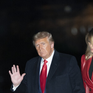 Le président Donald J.Trump et la première dame Melania Trump retournent à la Maison Blanche à Washington, DC le 5 décembre 2020 après avoir assisté à un rassemblement politique en Géorgie. 