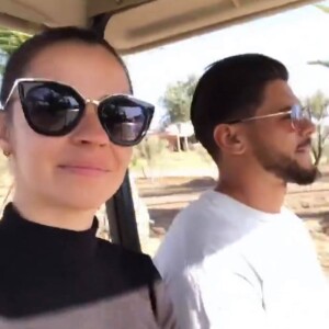 Rayane Bensetti et sa chérie Denitsa Ikonomova à Marrakech le 22 janvier 2021.