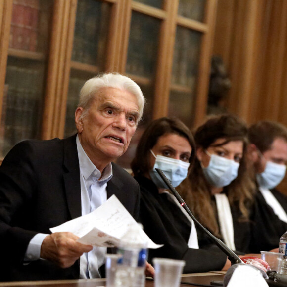 Exclusif - Bernard Tapie intervient lors de la promotion 2020 de la conférence des avocats du barreau de Paris, 11ème séance du premier tour, à la bibliothèque de l'ordre à Paris. Le 7 septembre 2020. © Dominique Jacovides / Bestimage