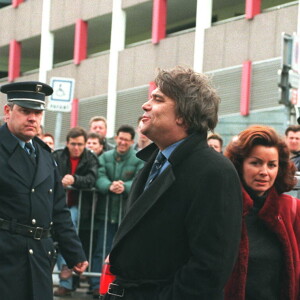 Bernard Tapie et sa femme Dominique lors du procès OM/VA à Valenciennes en 1995.