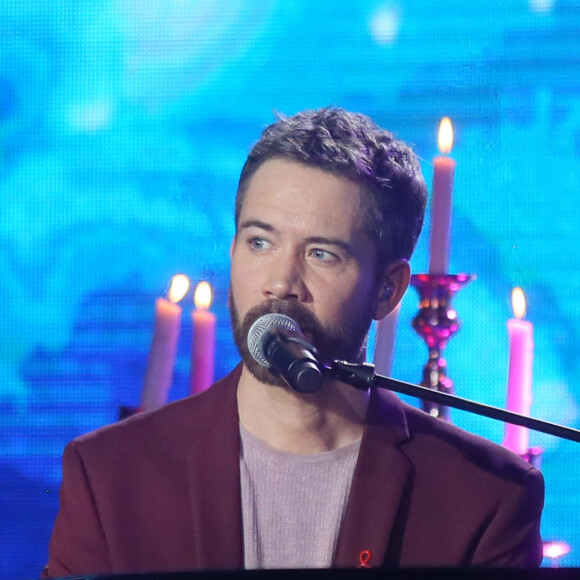 Exclusif - Emmanuel Moire - People sur le plateau de l'émission TV "Toujours ensemble, notre raison d'être" à l'occasion du Sidaction 2018 au Casino de Paris. Le 24 mars 2018 © Christophe Clovis-Cyril Moreau / Bestimage