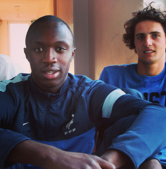 Antoine Conte pose avec Adrien Rabiot, le 21 août 2013.