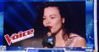 Cyril Hanouna révèle qu'une candidate de "The Voice" a été victime d'une arnarque par un faux producteur.