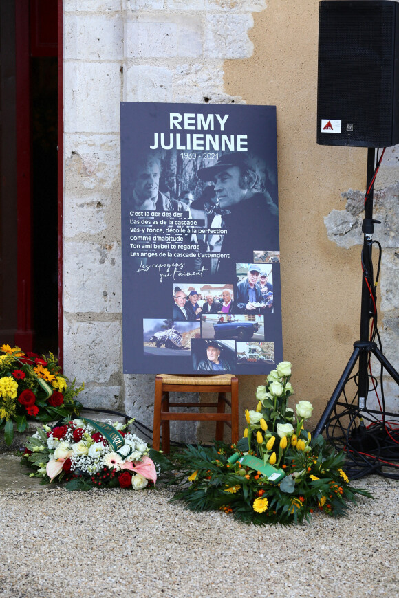 Obsèques de Rémy Julienne en l'église de Cépoy, le vendredi 29 janvier 2021. @Nasser Berzane/ABACAPRESS.COM