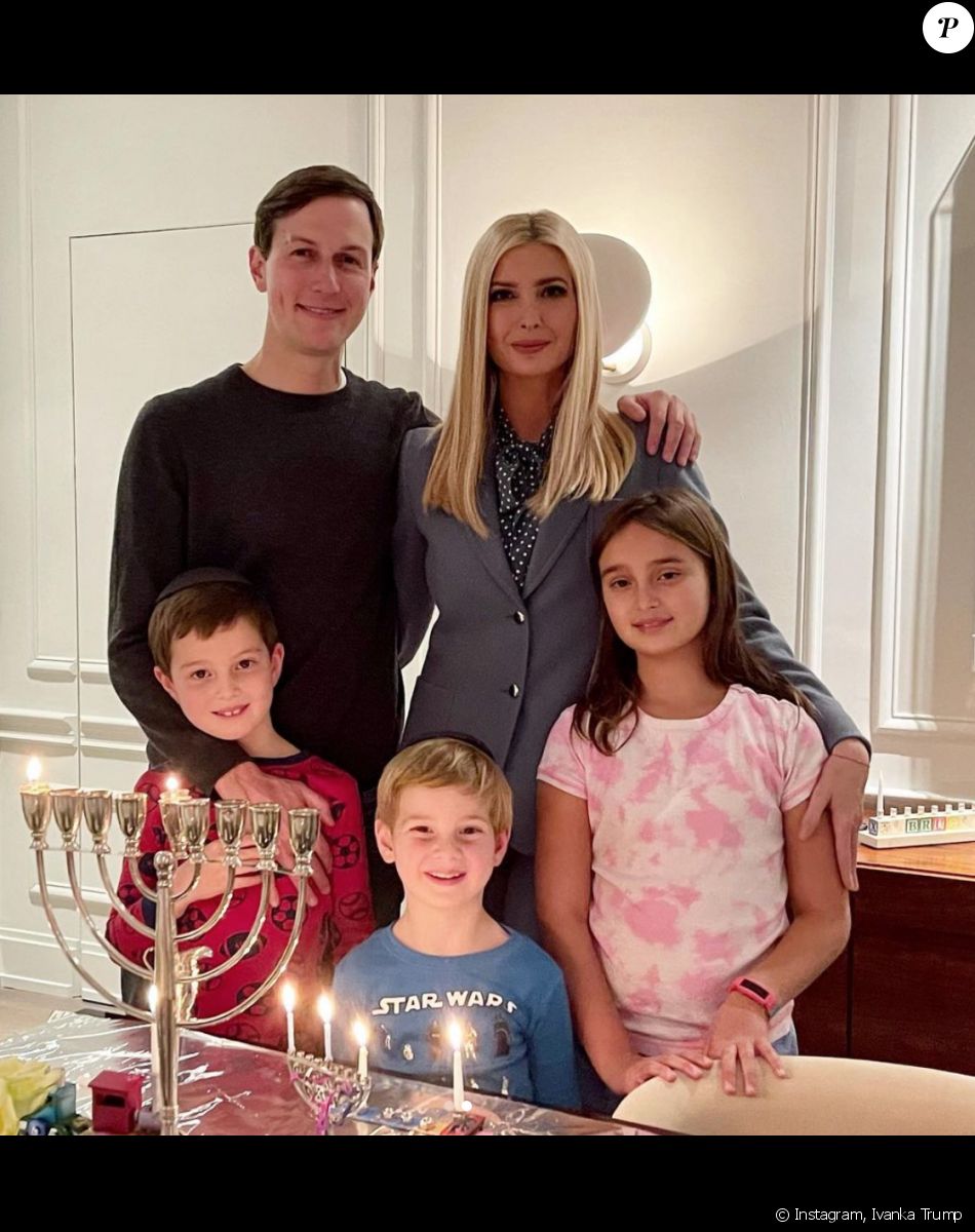 Ivanka Trump, son mari Jared Kushner et leurs enfants Arabella, Joseph et Theodore. Décembre 2020.