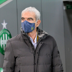 Raymond Domenech lors du match AS Saint-Étienne contre FC Nantes (1-1) au Stade Geoffroy Guichard à Saint-Étienne le 3 février 2021. © Frédéric Chambert / Panoramic / Bestimage