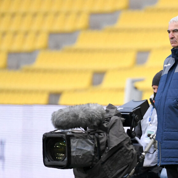 Raymond Domenech lors du match de football FC Nantes contre Lille OSC (0-2) au Stade de la Beaujoire à Nantes le 7 février 2021. © Christophe Saidi / Panoramic / Bestimage