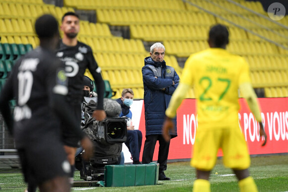 Raymond Domenech lors du match de football FC Nantes contre Lille OSC (0-2) au Stade de la Beaujoire à Nantes le 7 février 2021. © Christophe Saidi / Panoramic / Bestimage