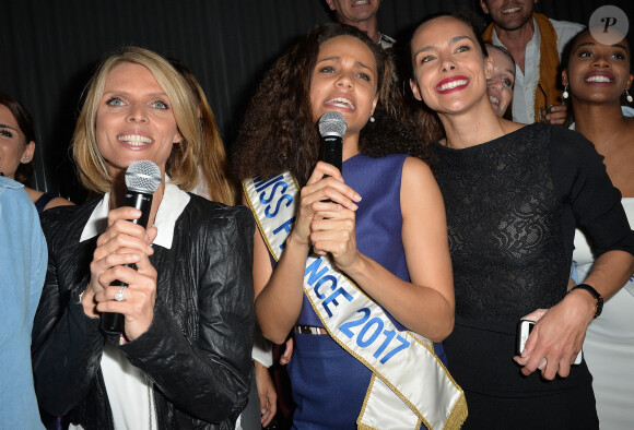Alicia Aylies fête ses 19 ans au BAM Karaoke Box Richer avec Camille Cerf (Miss France 2015), Sylvie Tellier et Marine Lorphelin. Paris, le 18 avril 2017. © Vereen/Bestimage