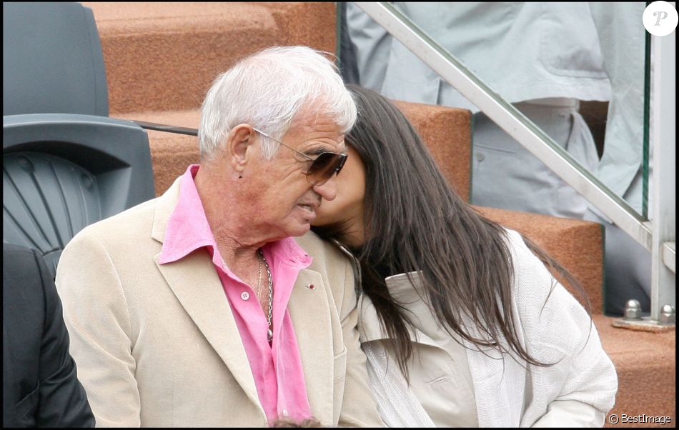 Jean Paul Belmondo Et Barbara Gandolfi à Roland Garros Le 7 Juin 2009 Purepeople 