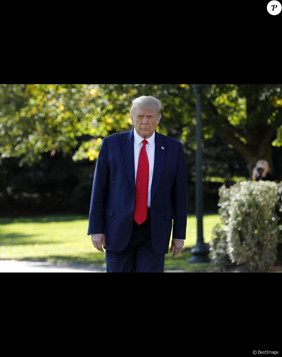 Donald Trump en conférence de presse à la Maison Blanche à Washington, avant son départ pour son meeting à Duluth.