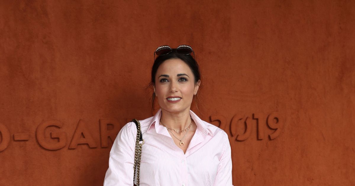 Capucine Anav au village lors des internationaux de France ...