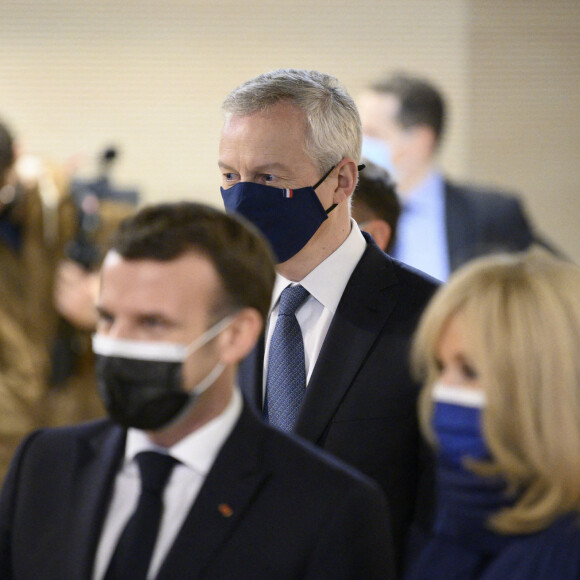 Bruno Le Maire - Emmanuel Macron et sa femme Brigitte en visite au Centre national d'études spatiales de Paris, à l'occasion de l'atterrissage de l'astromobile Perseverance sur Mars. Le 18 février 2021 © Eliot Blondet / Pool / Bestimage