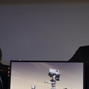 Emmanuel Macron en visite au Centre national d'études spatiales de Paris, à l'occasion de l'atterrissage de l'astromobile Perseverance sur Mars. Le 18 février 2021 © Eliot Blondet / Pool / Bestimage