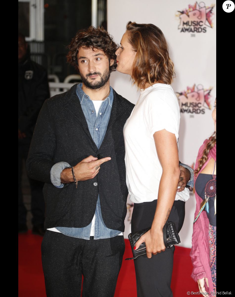 Laure Manaudou et son mari Jérémy Frérot à la 17e cérémonie des NRJ Music Awards 2015 au Palais des Festivals à Cannes, le 7 novembre 2015. © Rachid Bellak/Bestimage