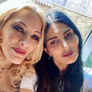 Loana et Sylvie Ortega-Munos sur Instagram. Le 21 février 2021.