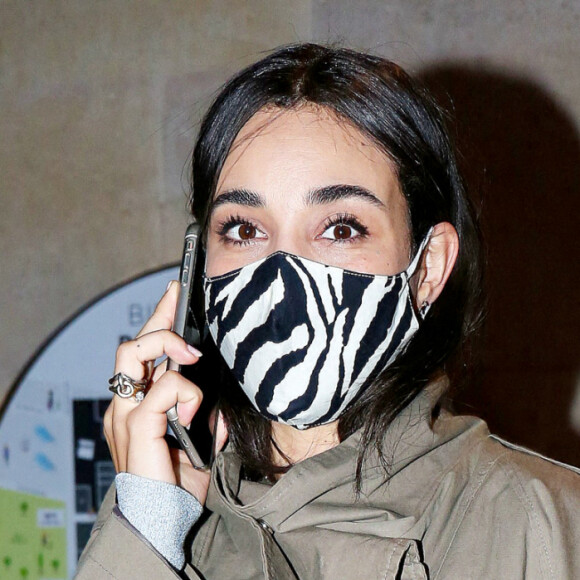 Camélia Jordana - Première du film "Parents d'élèves" au Cour Saint-Emilion à Paris. Le 6 octobre 2020. © Panoramic / Bestimage