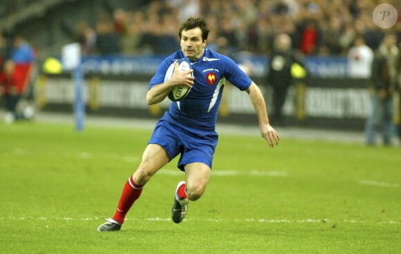 Au Stade de France à Saint-Denis, Christophe Dominici lors du tournoi des Six Nations en 2003. 