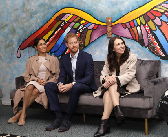 Le prince Harry, duc de Sussex, et Meghan Markle, duchesse de Sussex, visitent l'association caritative Pillars à Auckland, Nouvelle-Zélande, le 30 octobre 2018. Cette organisation caritative soutient les enfants qui ont un parent en prison en leur proposant des programmes de mentorat (soutien).