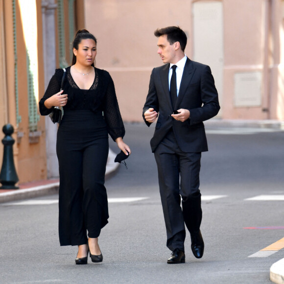 Louis Ducruet et sa femme Marie aux obsèques de la baronne Elizabeth-Ann de Massy (Elisabeth Anne), cousine du prince Albert II en la cathédrale Notre-Dame-Immaculée de Monaco le 17 juin 2020 © Bruno Bebert / Bestimage