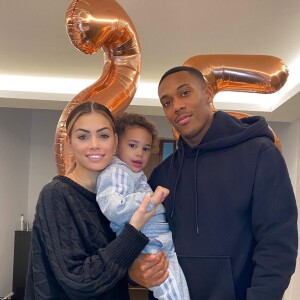 Mélanie Da Cruz, son mari le footballeur Anthony Martial et leur fils Swan.