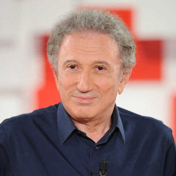 Exclusif - Michel Drucker - Enregistrement de l'émission ' Vivement Dimanche ' au studio Gabriel le 18 mai 2020 . Diffusion le 14/06/2020 sur France 2 . © Guillaume Gaffiot / Bestimage 