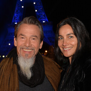 Exclusif - Florent Pagny et sa femme Azucena Caman - Backstage du concert anniversaire des 130 ans de la Tour Eiffel à Paris. © Perusseau-Veeren/ Bestimage