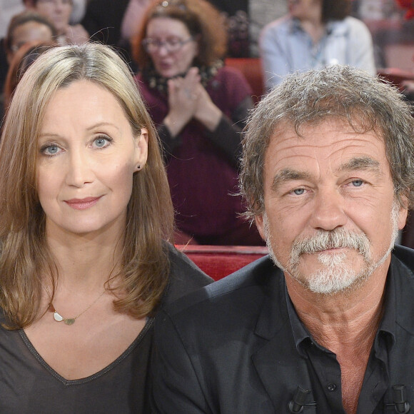 Catherine Marchal avec son mari Olivier Marchal - Enregistrement de l'émission "Vivement Dimanche" à Paris le 15 Décembre 2015 et qui sera diffusée le 6 Janvier 2016. Invité principal Olivier Marchal