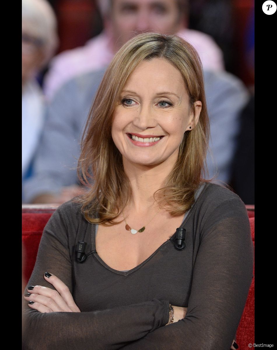 Catherine Marchal - Enregistrement de l'émission "Vivement Dimanche" à Paris le 15 Décembre 2015 et qui sera diffusée le 6 Janvier 2016. Invité principal Olivier Marchal