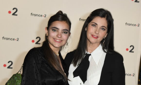 Cristiana Reali et Toscane Huster - 31e cérémonie des Molières 2019 aux Folies Bergère à Paris. © Coadic Guirec/Bestimage
