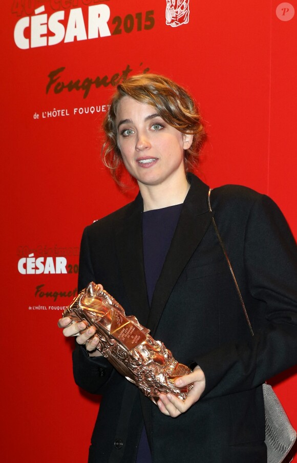 Adèle Haenel (César de la Meilleure actrice) - Photocall au Fouquet's lors de la 40ème cérémonie des César à Paris. Le 20 février 2015