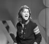 Archives - En France, à Paris, Mike Brant chantant en playback sur le plateau de l'émission Taratata le 15 février 1974.