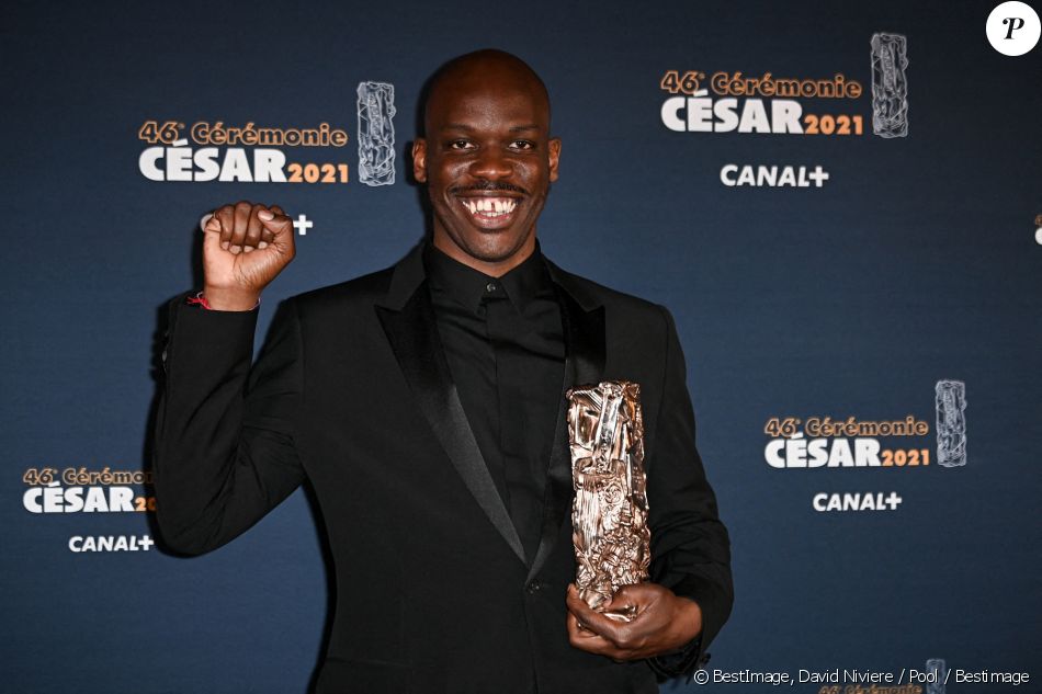 César du meilleur espoir masculin pour Jean-Pascal Zadi Dans Tout ...