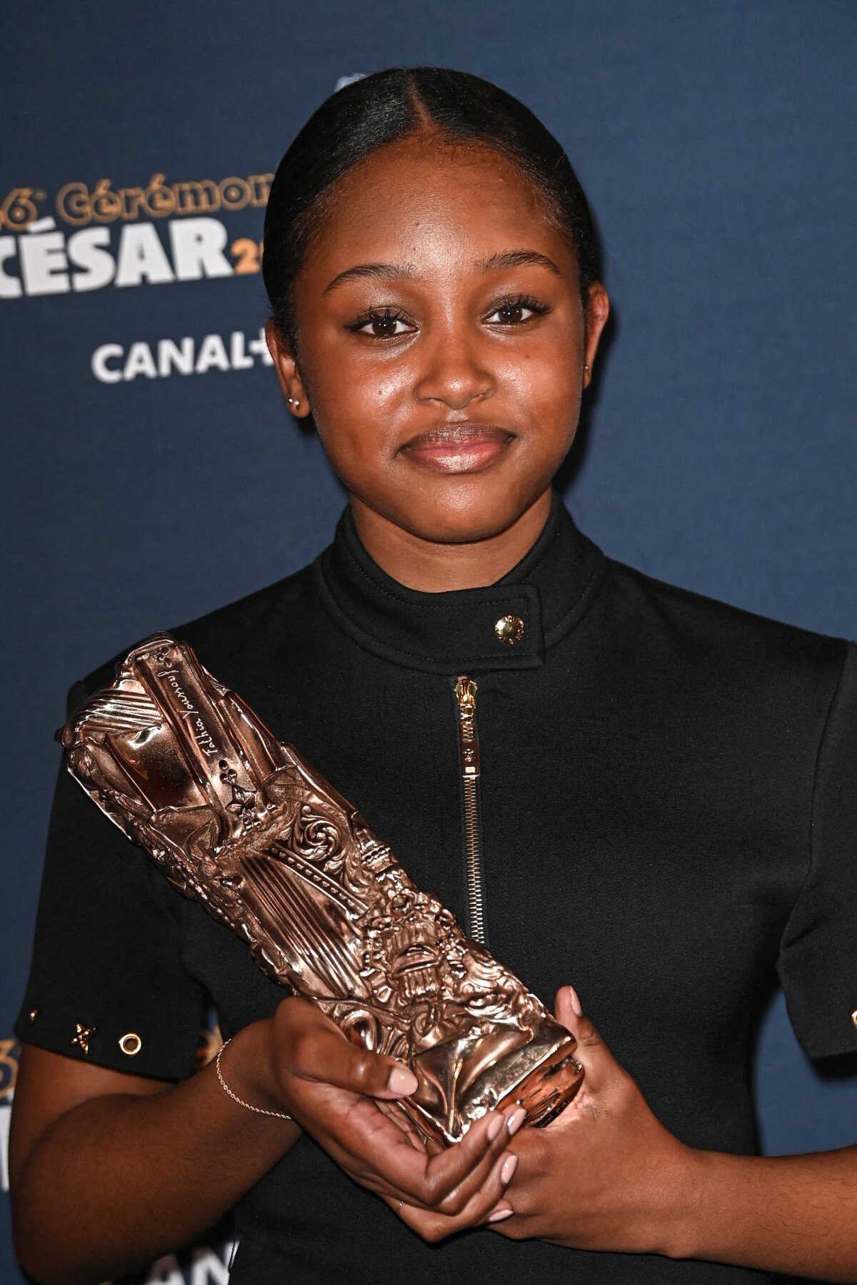 Photo : César du meilleur espoir féminin pour Fathia Youssouf Dans ...