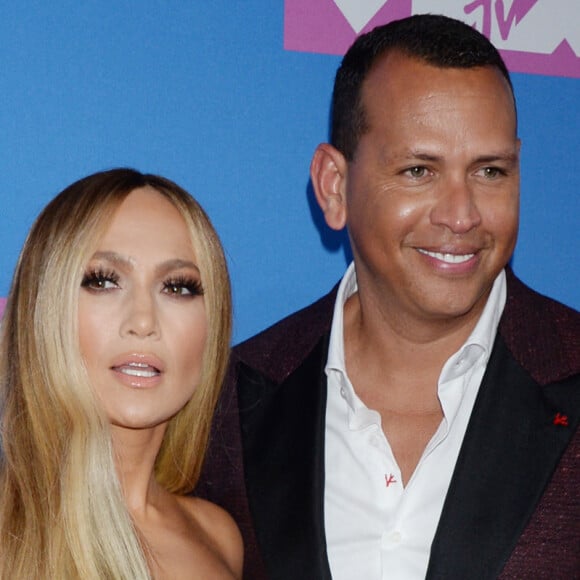 Jennifer Lopez et son compagnon Alex Rodriguez - Les célébrités arrivent aux 2018 MTV Video Music Awards à New York, le 20 août 2018 